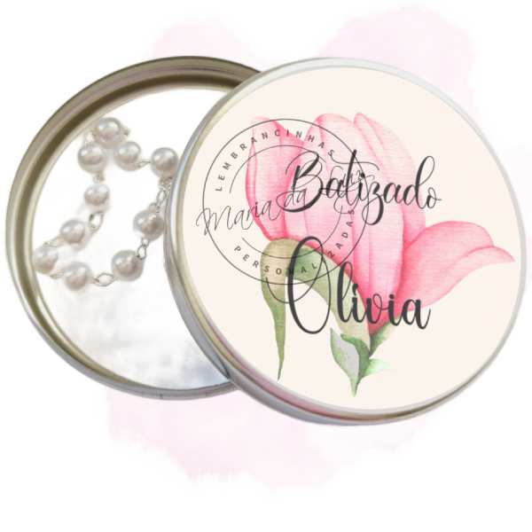 Lembrancinha de Batizado na latinha com mini tercinho personalizada, flor em tons de rosa. Decoração